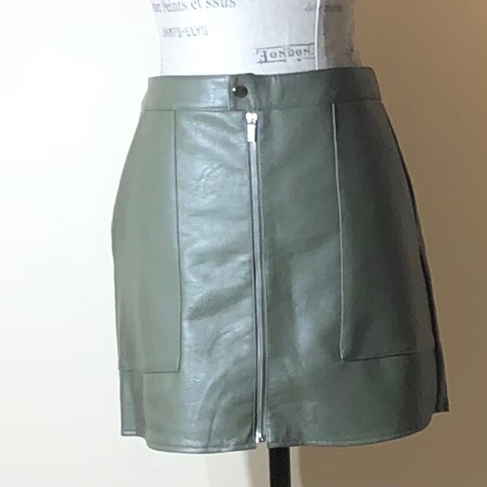 Bar III Dusty Olive Leather Mini Skirt Sz 14 - Picture 2 of 8